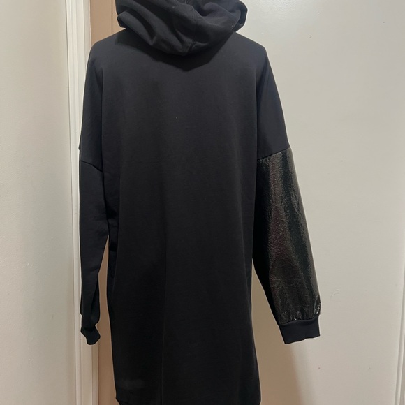 ASOS Women Size 6 Black Long Sleeve Hooded Dress/ Hoodie Metallic New - Picture 5 of 9